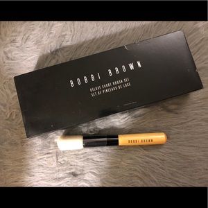 Brand New Bobbi Brown Face Blender Brush